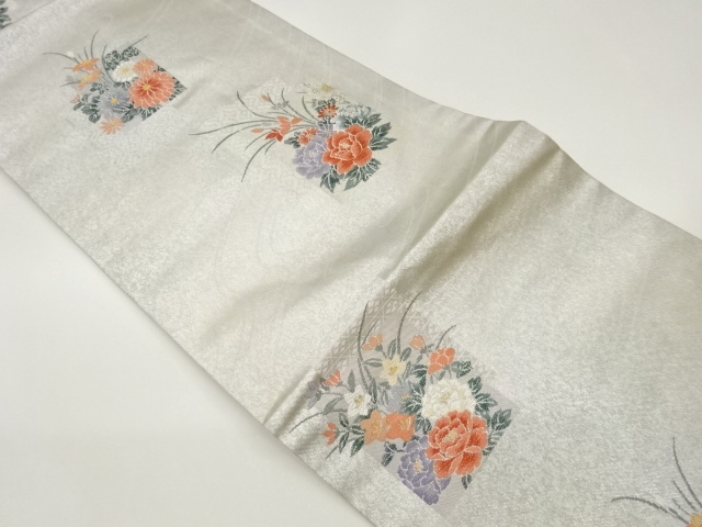 引箔流水に色紙・古典柄・花葉模様織出し名古屋帯